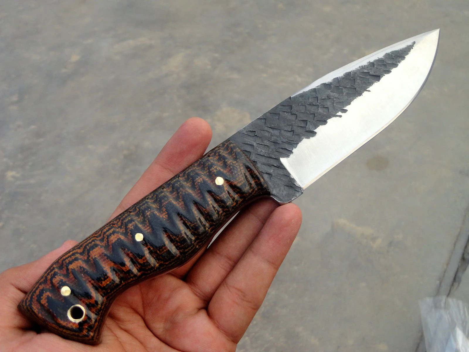1048 HC steel hand forged hunting knife - Image 2