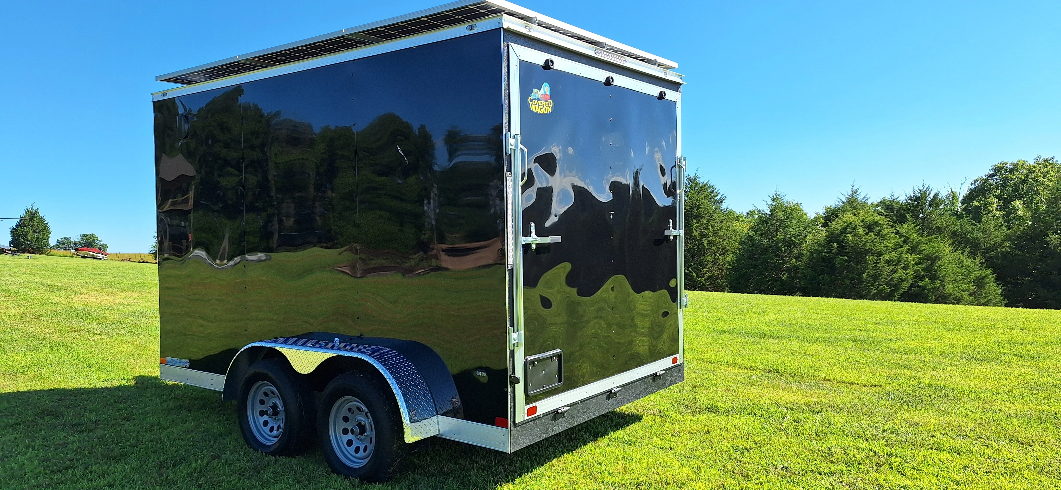 12' Enclosed SOLAR POWERED Offgrid Self-Sufficient Trailer BASE MODEL (SC) - Image 5