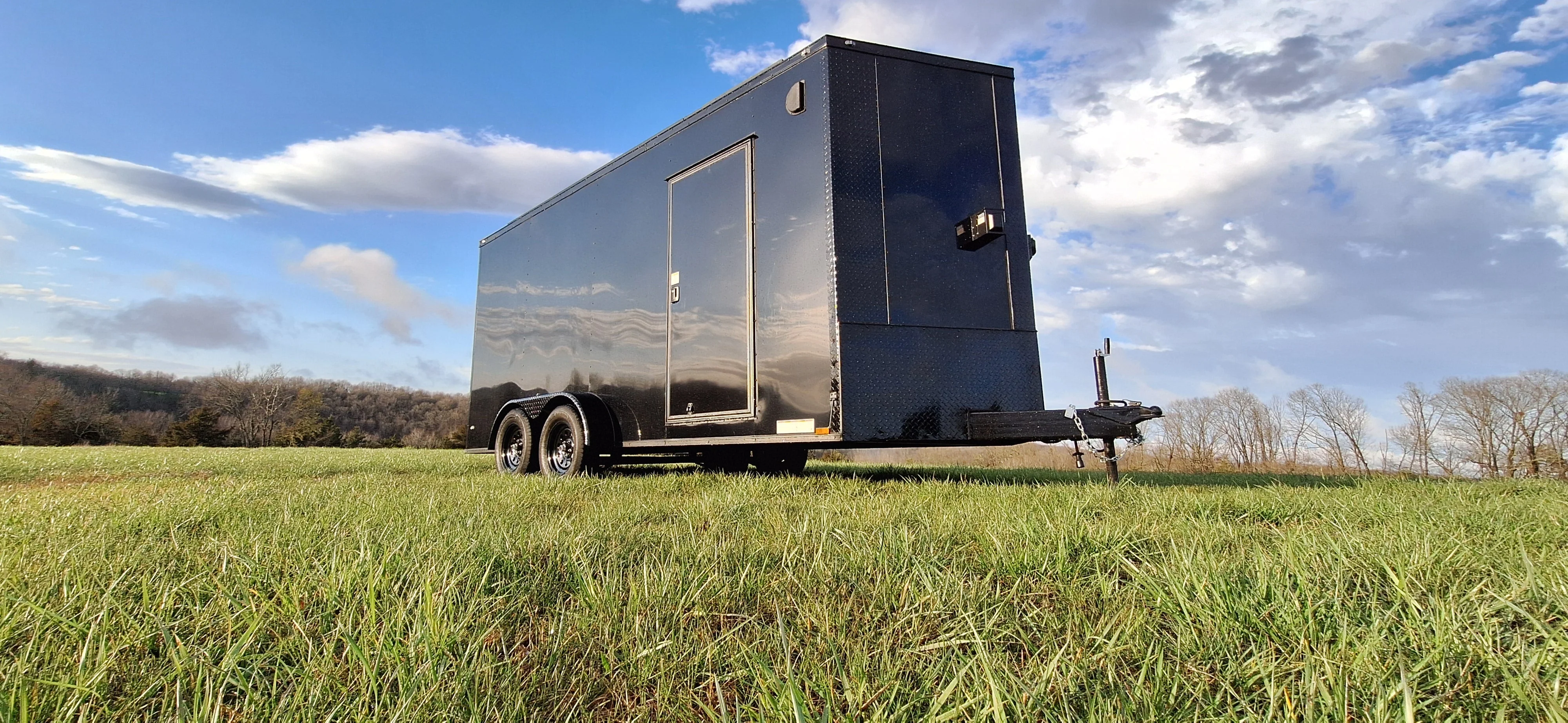 16' Enclosed SOLAR POWERED Offgrid Self-Sufficient Trailer - SOL-ARK 15K Version with 32K Lithium Battery - Image 4
