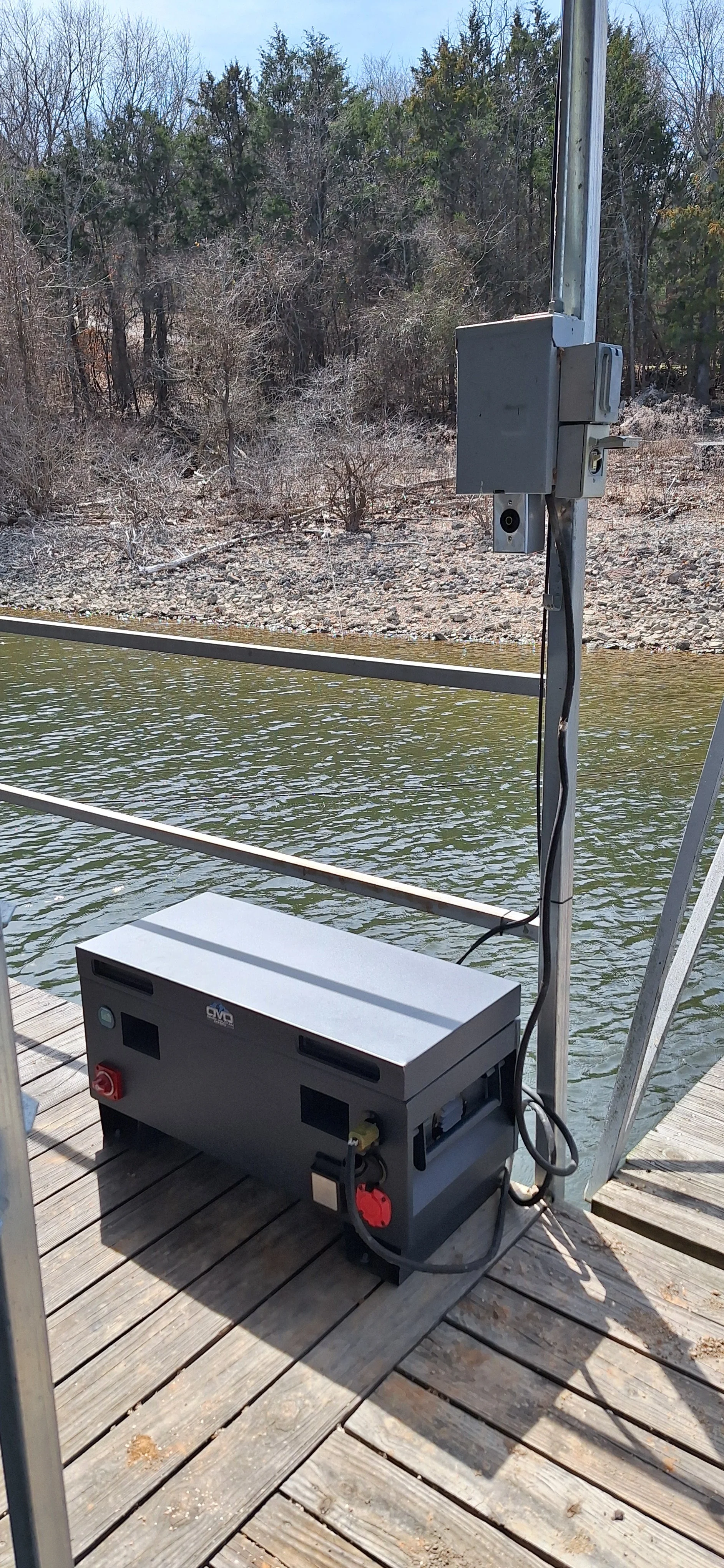 2.2KW Boat Dock Offgrid Solar Kit - Portable with Plug and Play Connections - Image 2