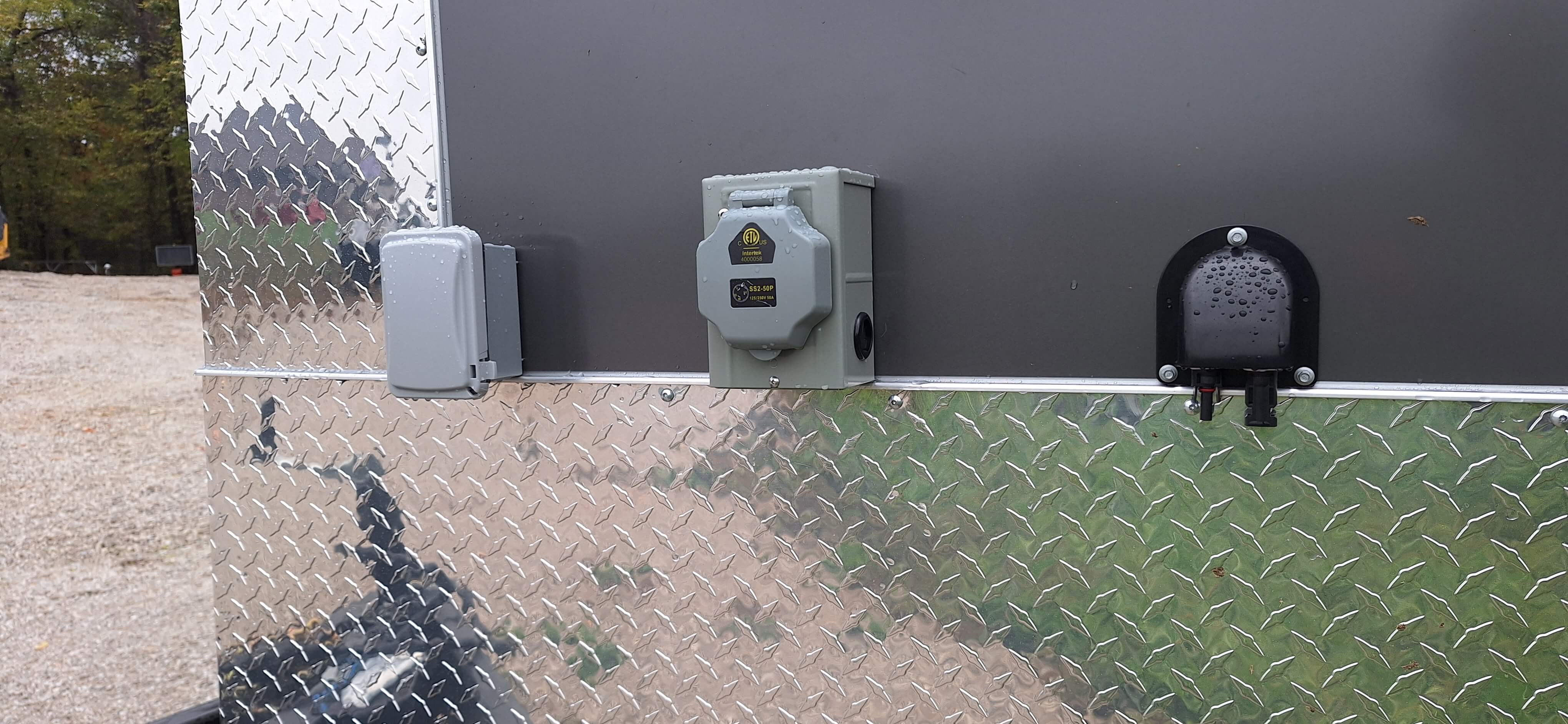 24ft Off-Grid Solar Trailer – DEMO UNIT (Only 1 Available) | SOL-ARK 15K + OMO 32K Freedom Lithium - Image 3