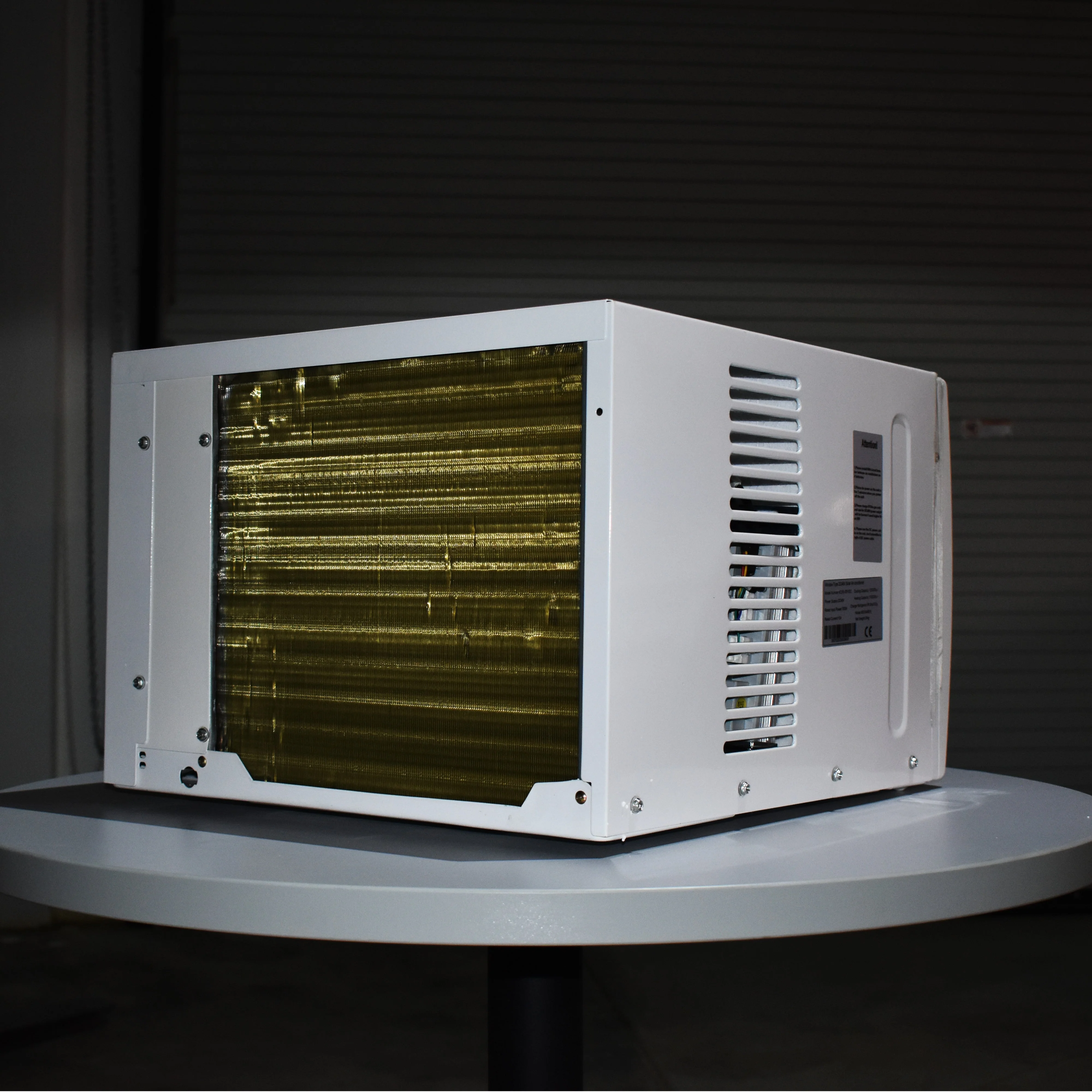 24V DC Window Air Conditioner & Heater runs directly off battery - Image 2