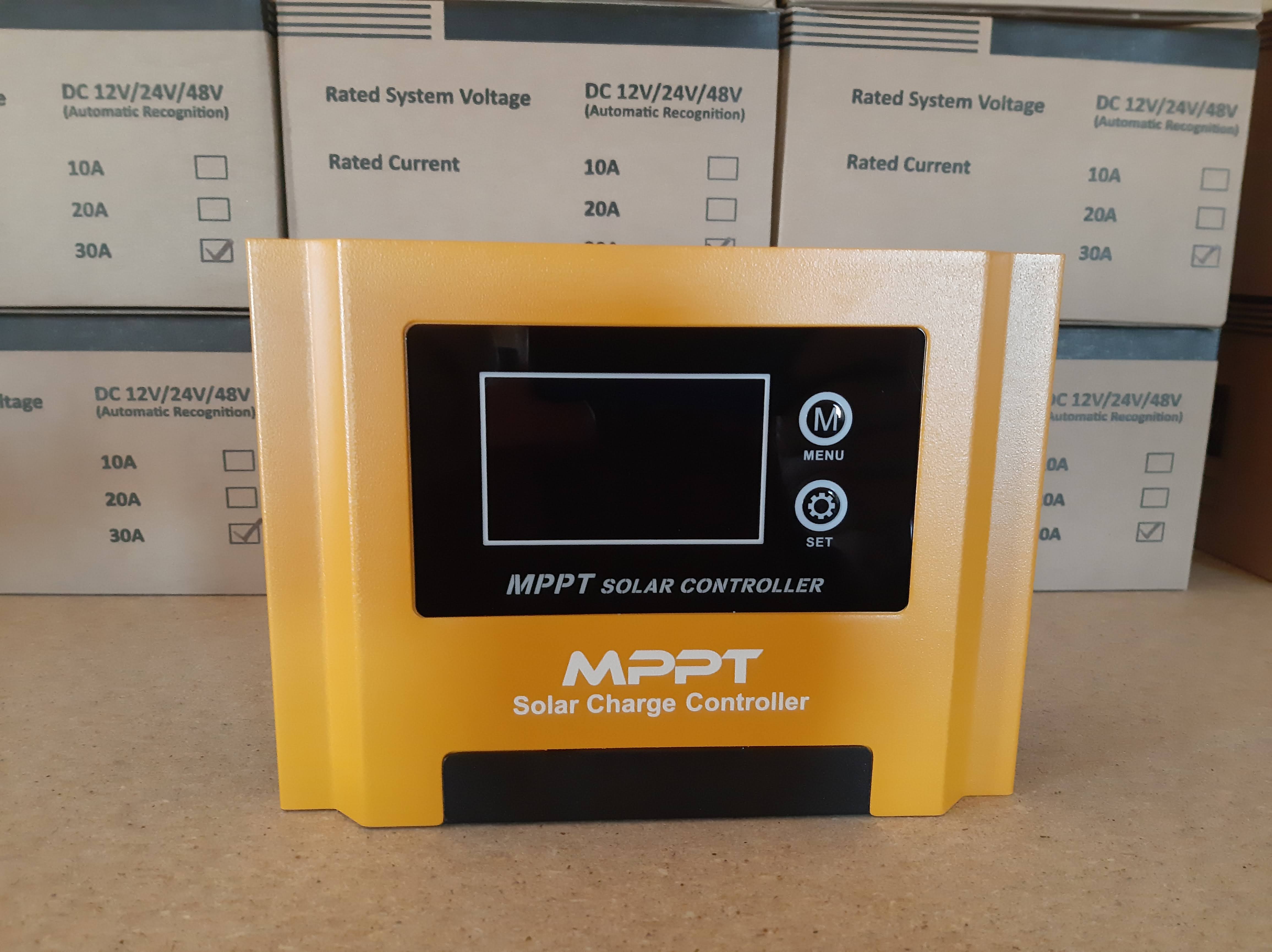 30 Amp MPPT Solar Charge Controller with LCD Display - Image 2