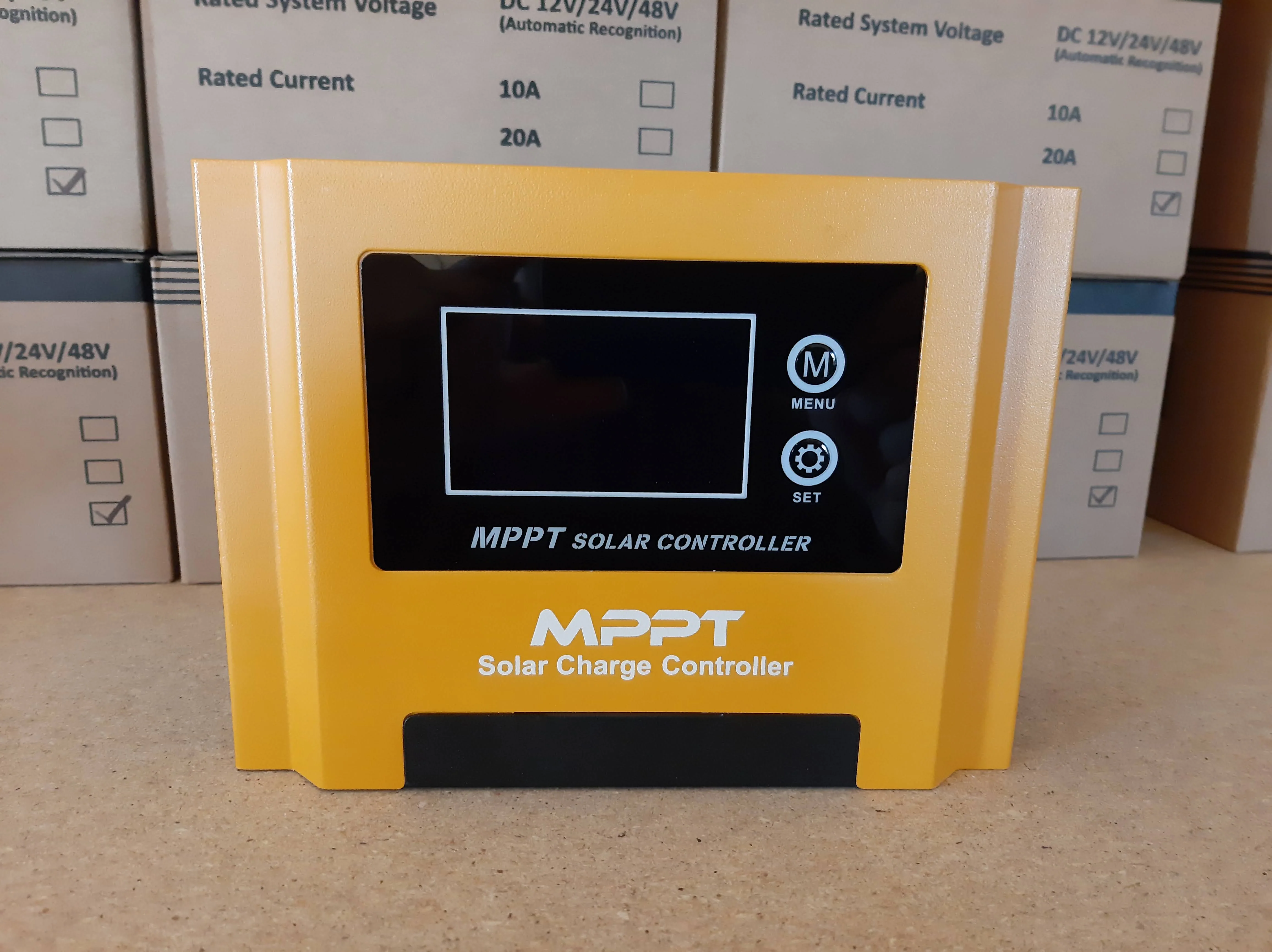 30 Amp MPPT Solar Charge Controller with LCD Display - Image 5