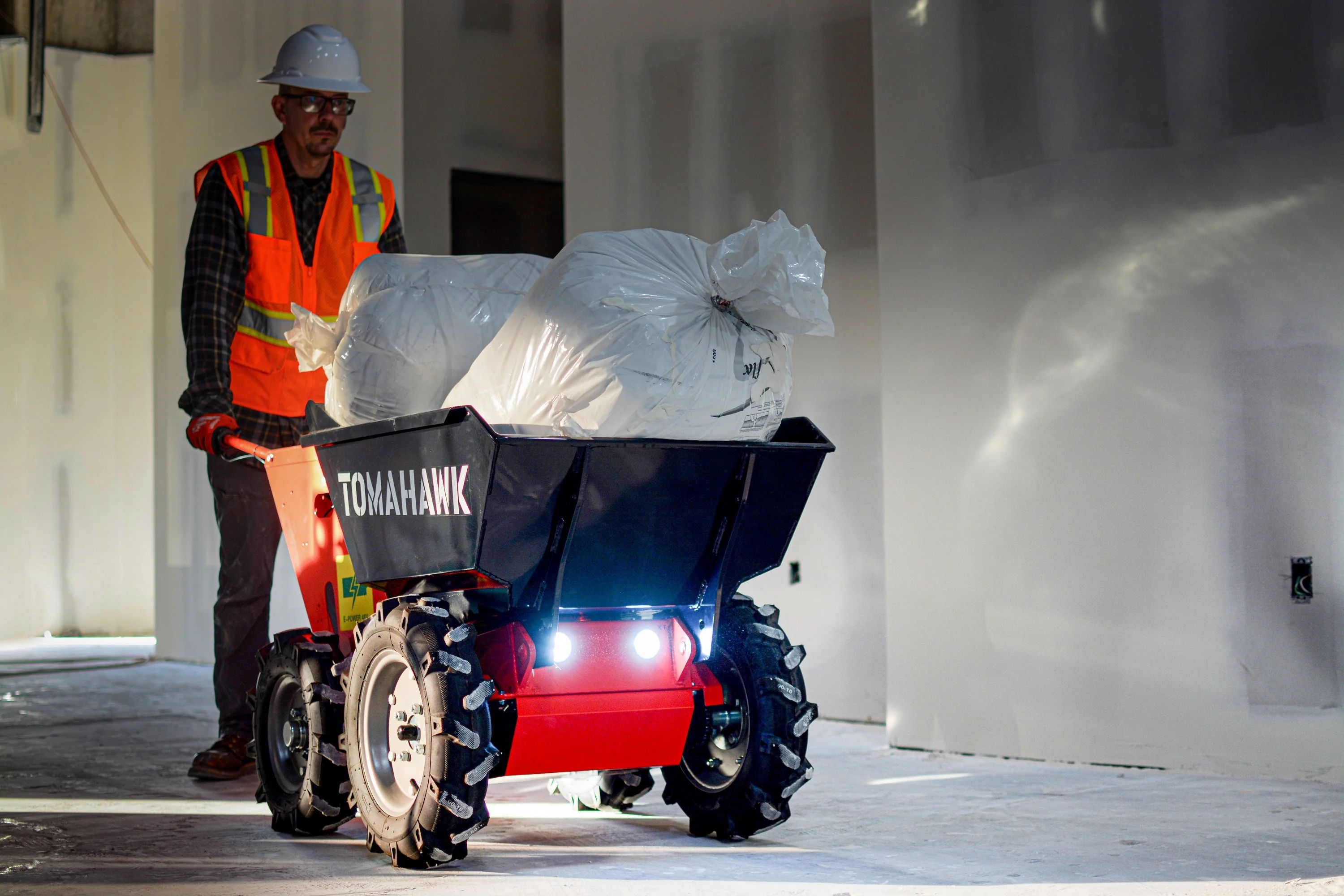 30" Concrete Power Buggy Electric Battery Mini Dumper 660-lb. Bucket Capacity - Image 12
