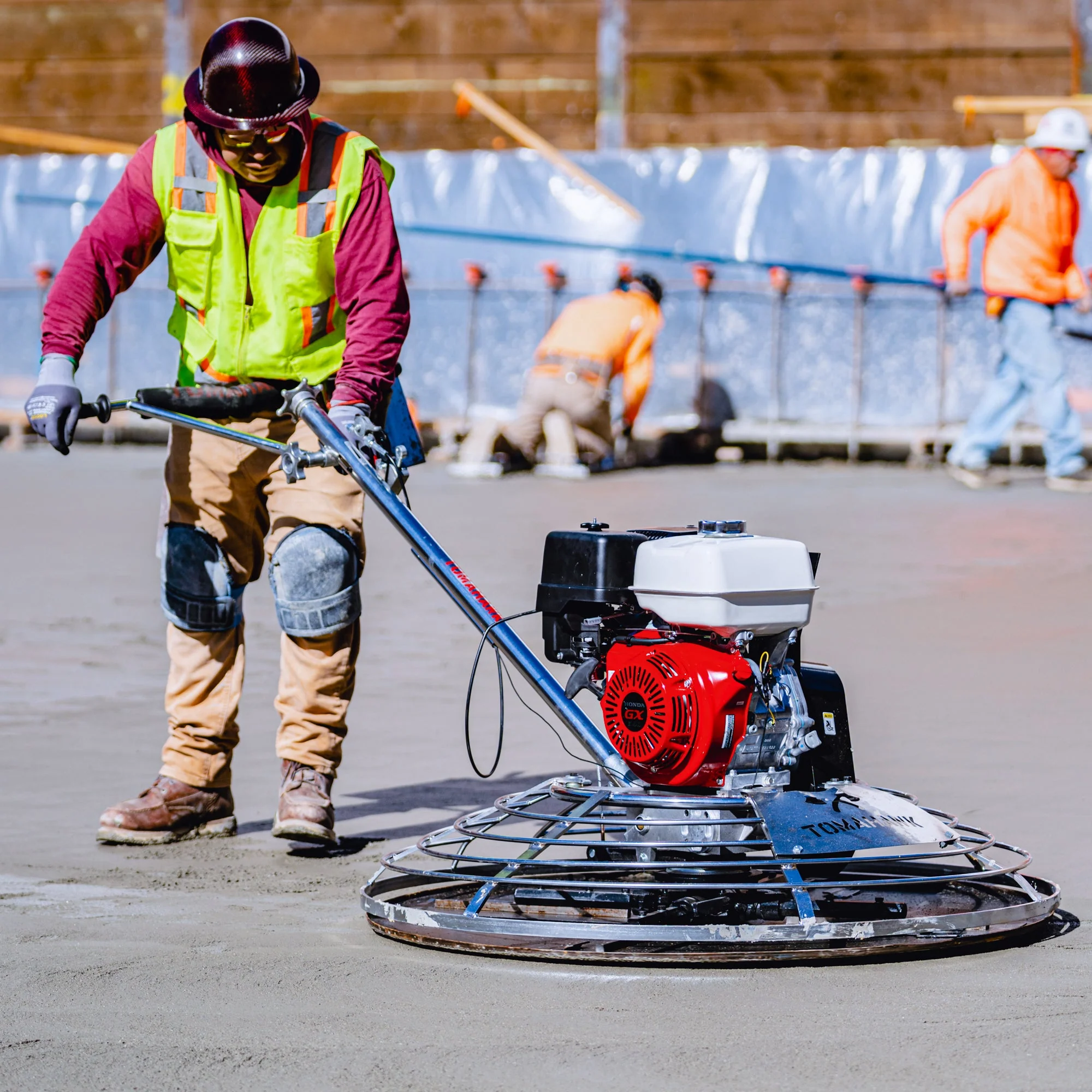 46" Concrete Power Trowel 8.5HP Honda Combo Blades and Float Pan Cement Finishing Tool - Image 2