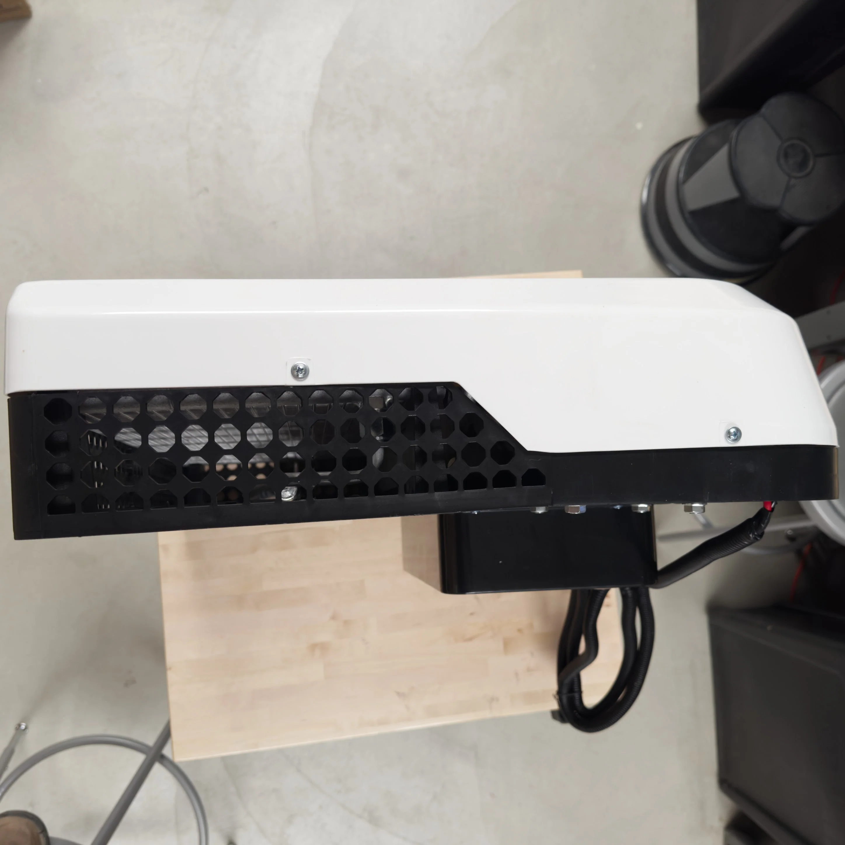 48V Rooftop Air Conditioner - Image 4