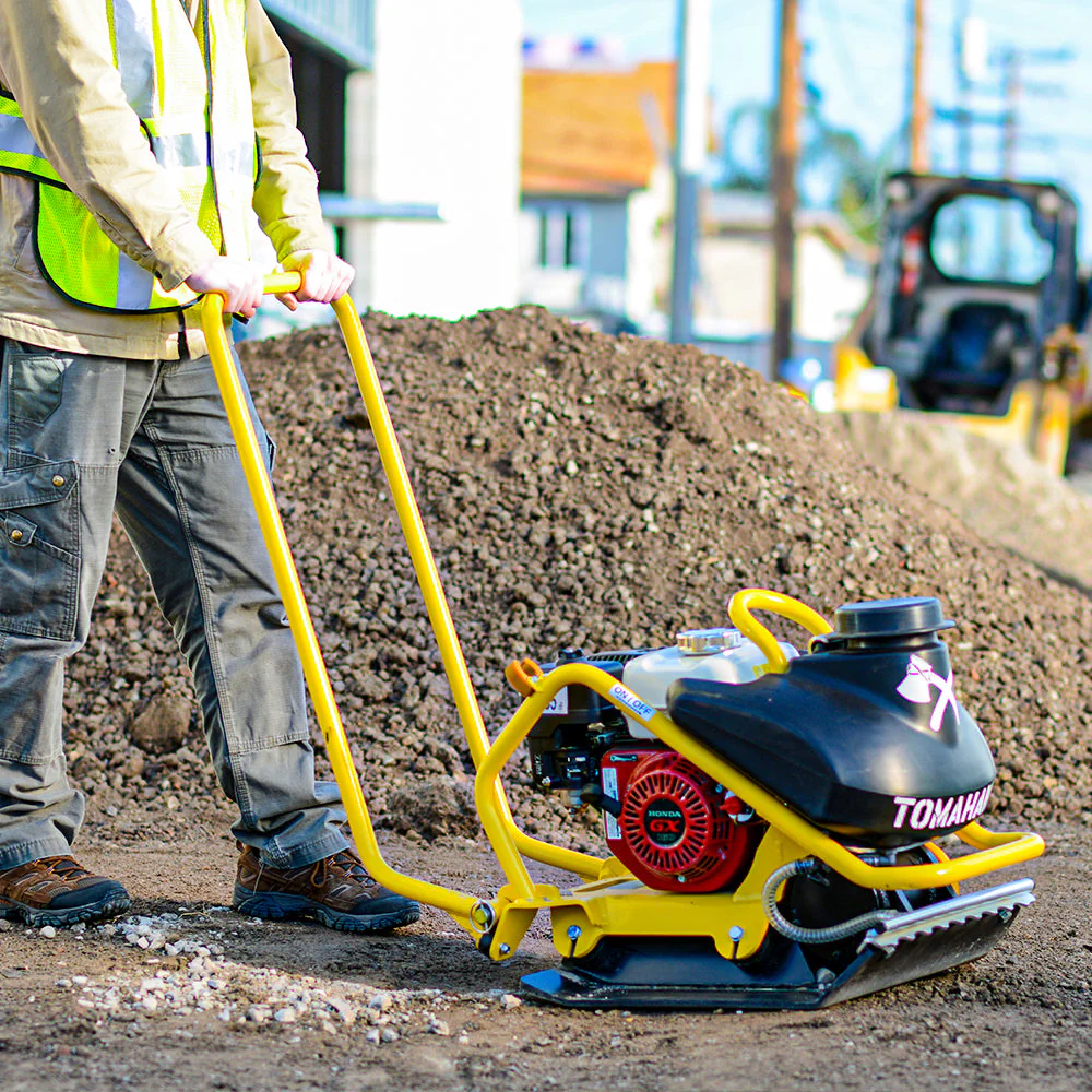 5.5 HP Honda Vibratory Plate Compactor for Asphalt Aggregate Soil Compaction - Image 2