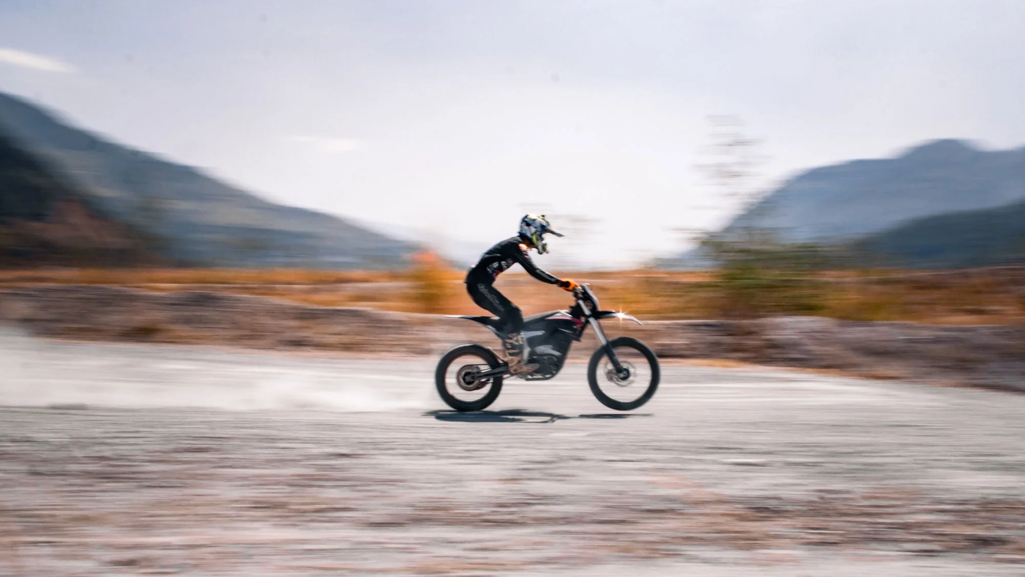 72V High Pro 12kW Electric Dirt Bike - Image 16
