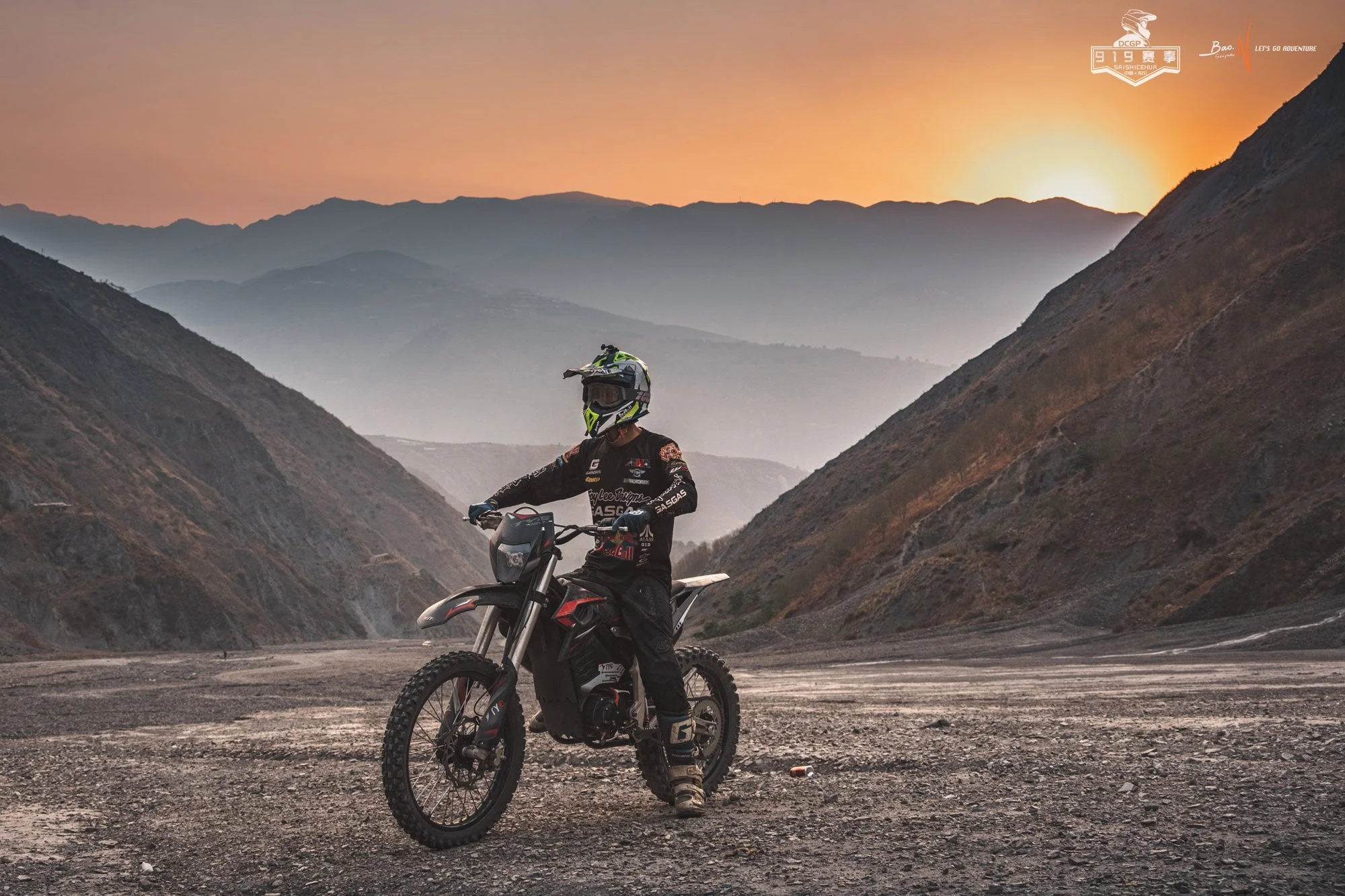 72V High Pro 12kW Electric Dirt Bike - Image 18