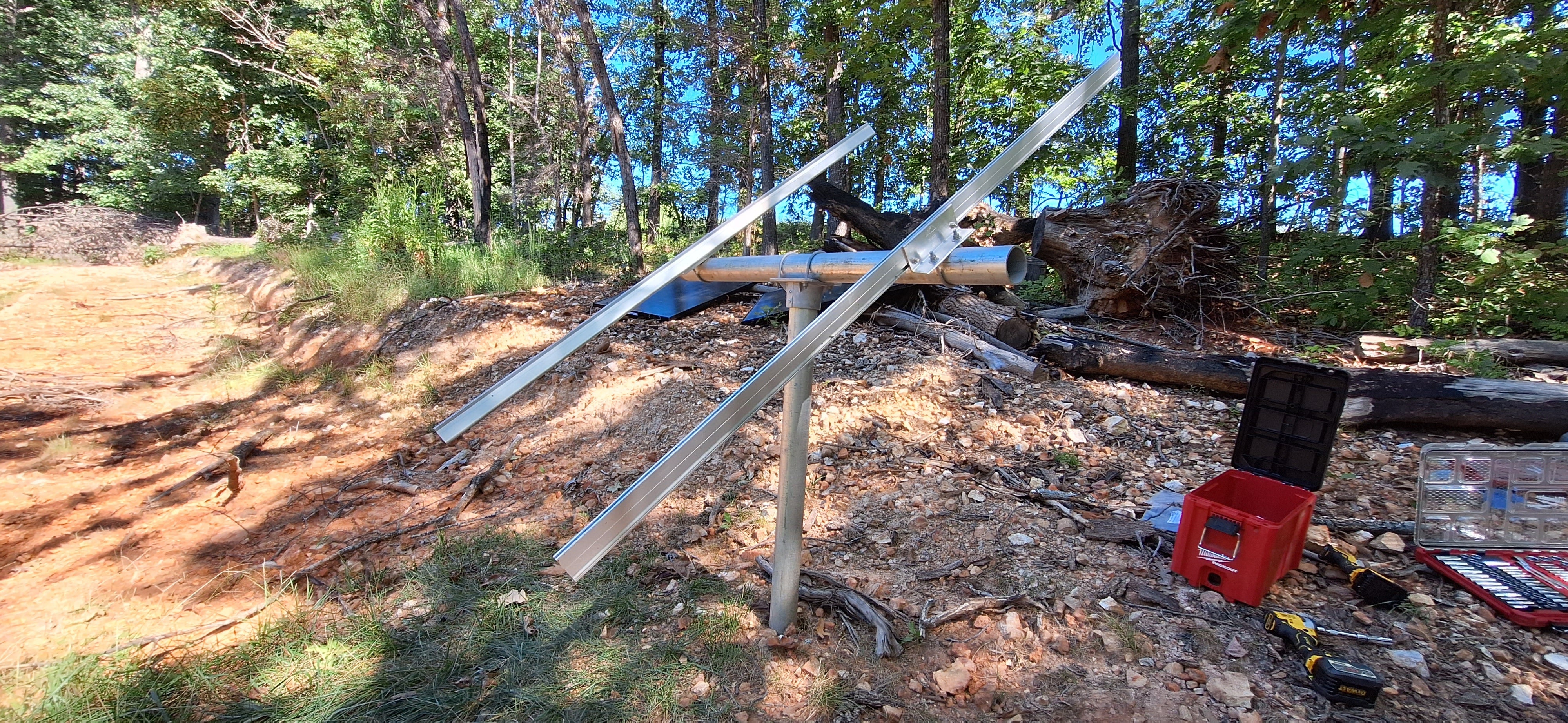 Adjustable Solar Panel 3" Pole Mount - 2x Solar Panels (With Modules) 730W Array - Image 3