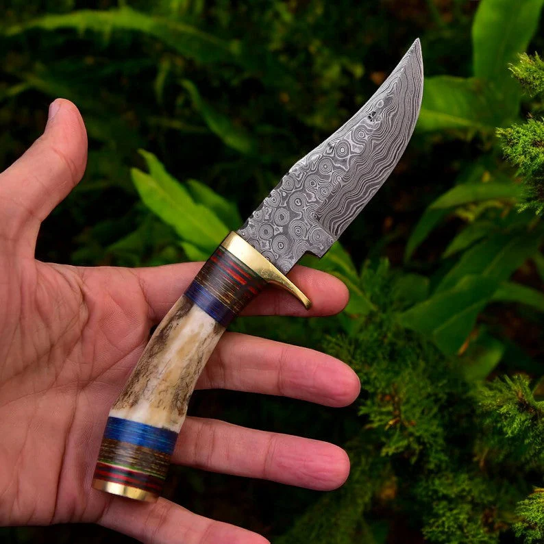 Best Deer Skinning Knife – 8" Full Tang Raindrops Damascus Steel with Antler Horn - Image 2