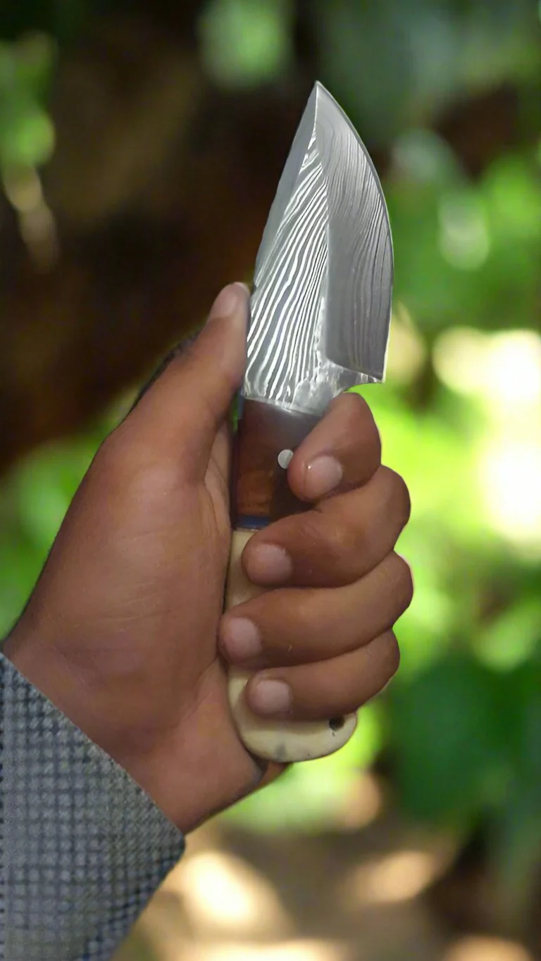 Custom Damascus Steel Field Dressing Deer Skinning Knife – 7.5 Inch Drop Point Blade with Bone and Rosewood Handle - Image 2