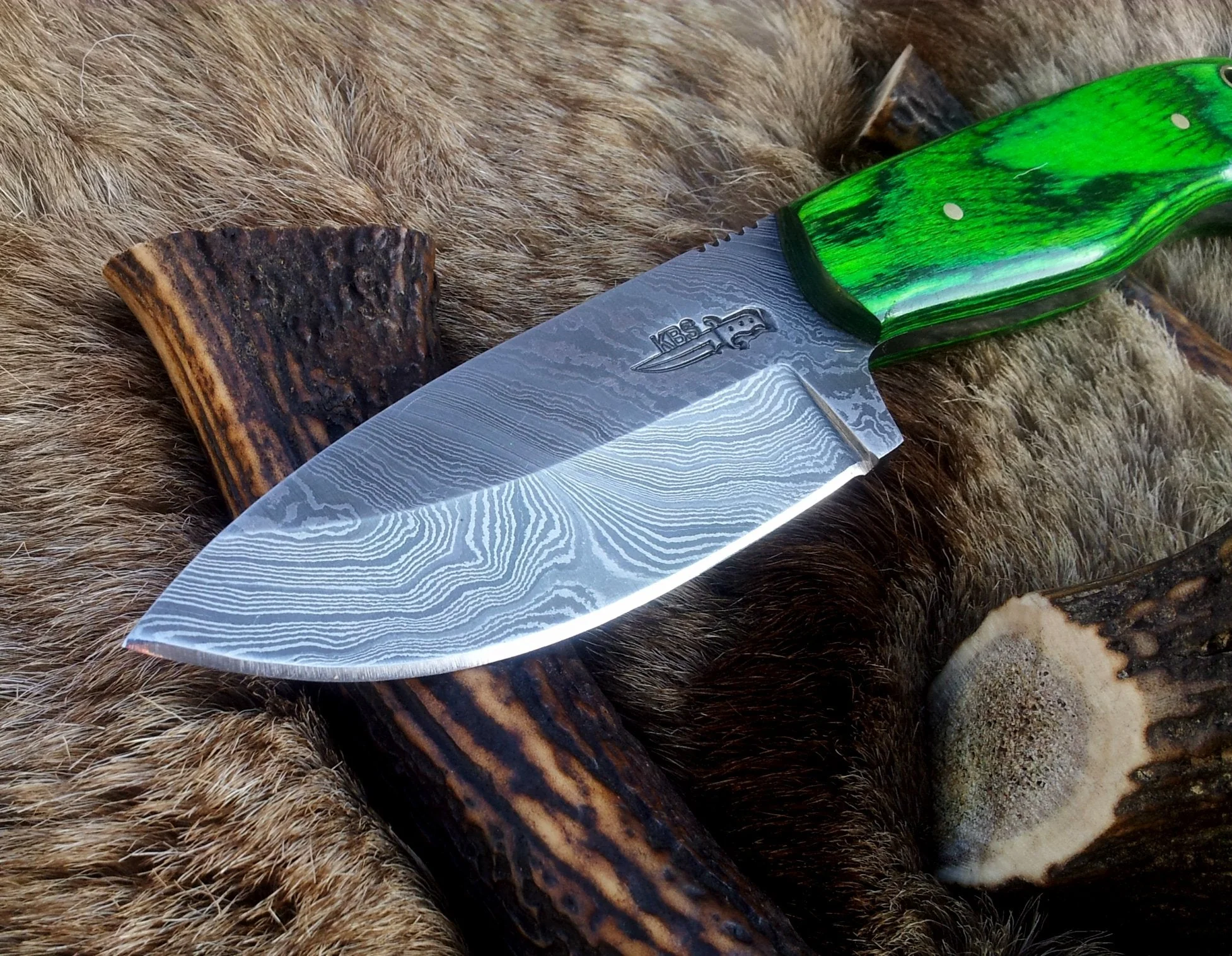 Custom Handcrafted Full Tang Damascus Steel Bushcraft Knife - Image 2