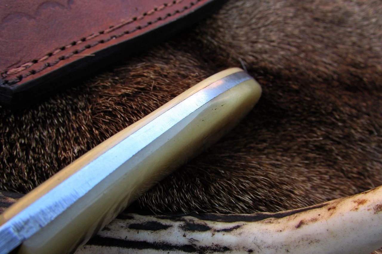 Custom Handmade Alaskan Skinning Knife – 8.5 Inches - Image 4