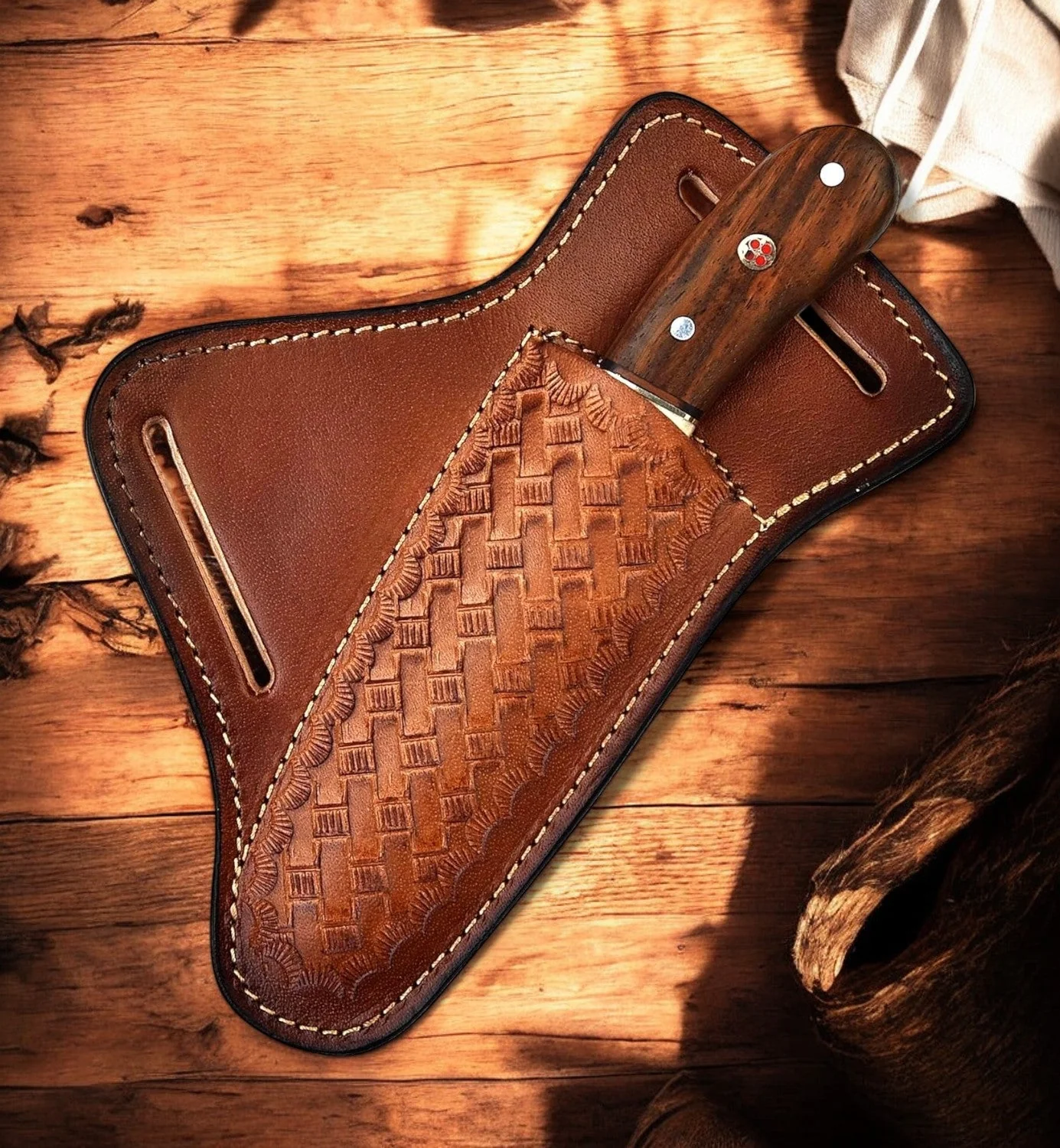 Custom Handmade Bull Cutter Knife – 7" D2 Steel with Leather Sheath - Image 4