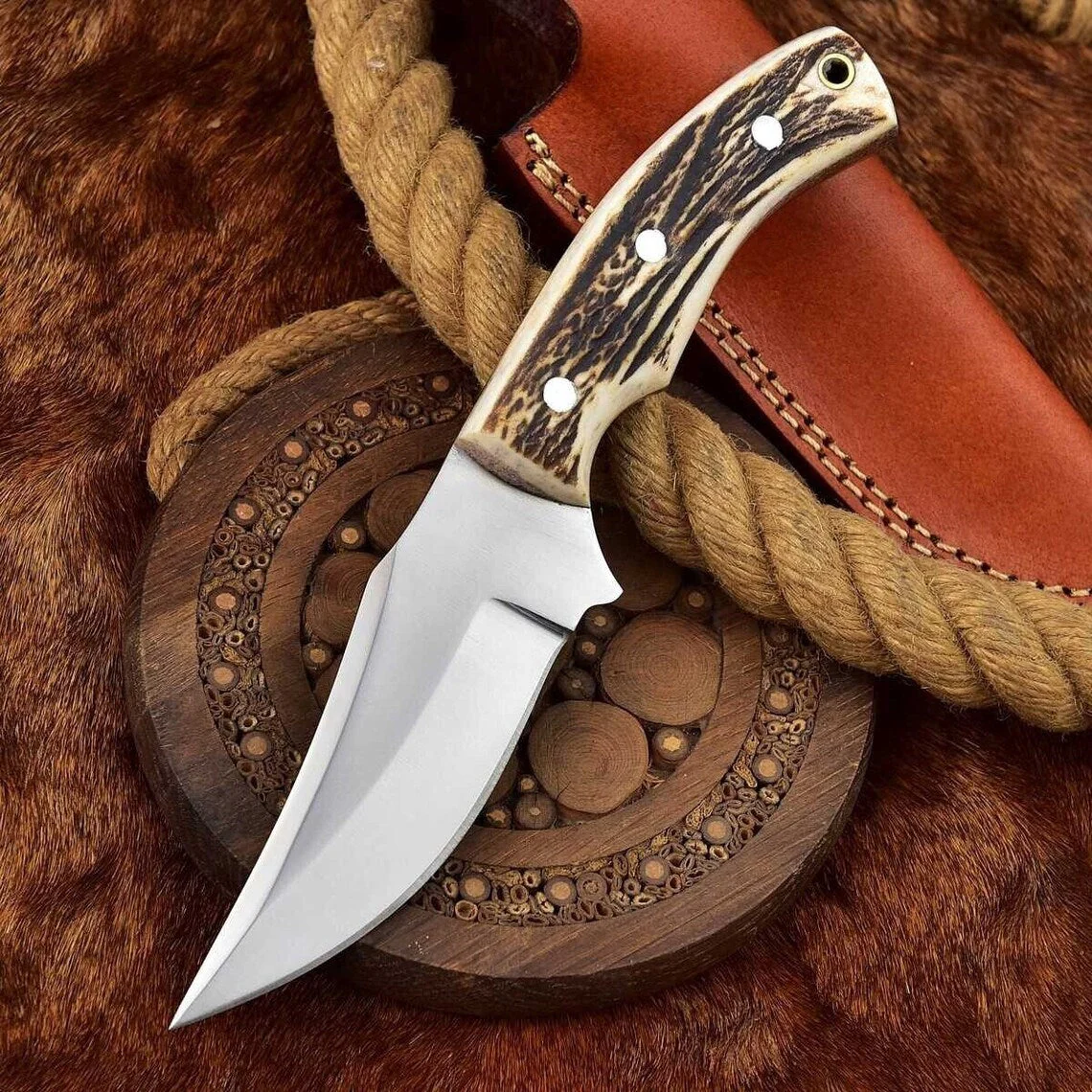 Custom Handmade D2 Steel Deer Knife with Antler Handle - Image 3