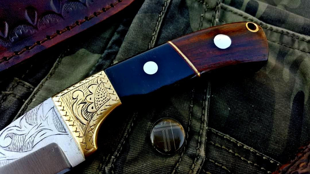 Custom Handmade D2 Tool Steel Guthook Skinner Knife - Image 6