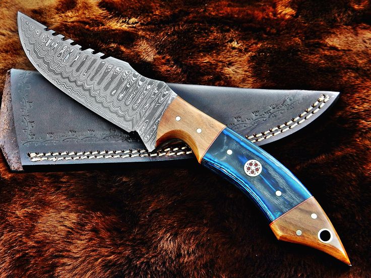 Custom Handmade Damascus Hunting Knife with Exotic Wood Handle - Image 2