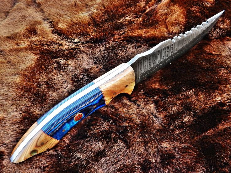 Custom Handmade Damascus Hunting Knife with Exotic Wood Handle - Image 3