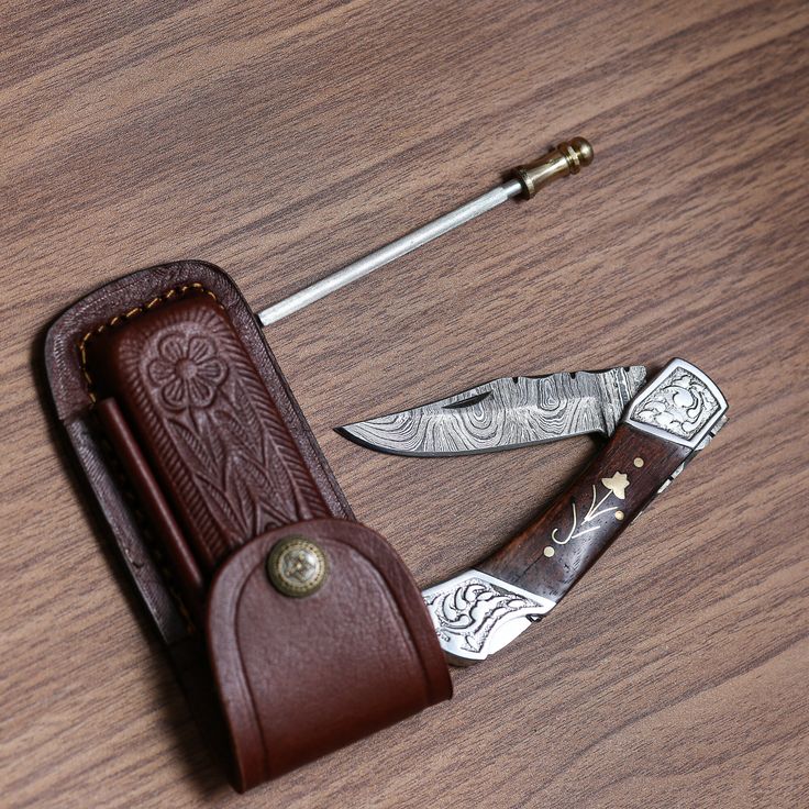 Custom Handmade Damascus Pocket Knife – 3" Blade with Leather Case - Image 3