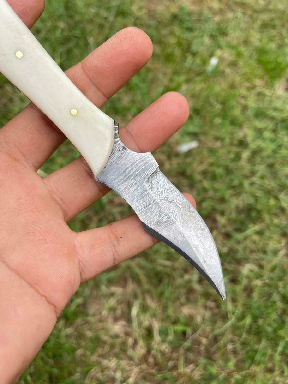 Custom Handmade Damascus Skinner Knife - Image 2