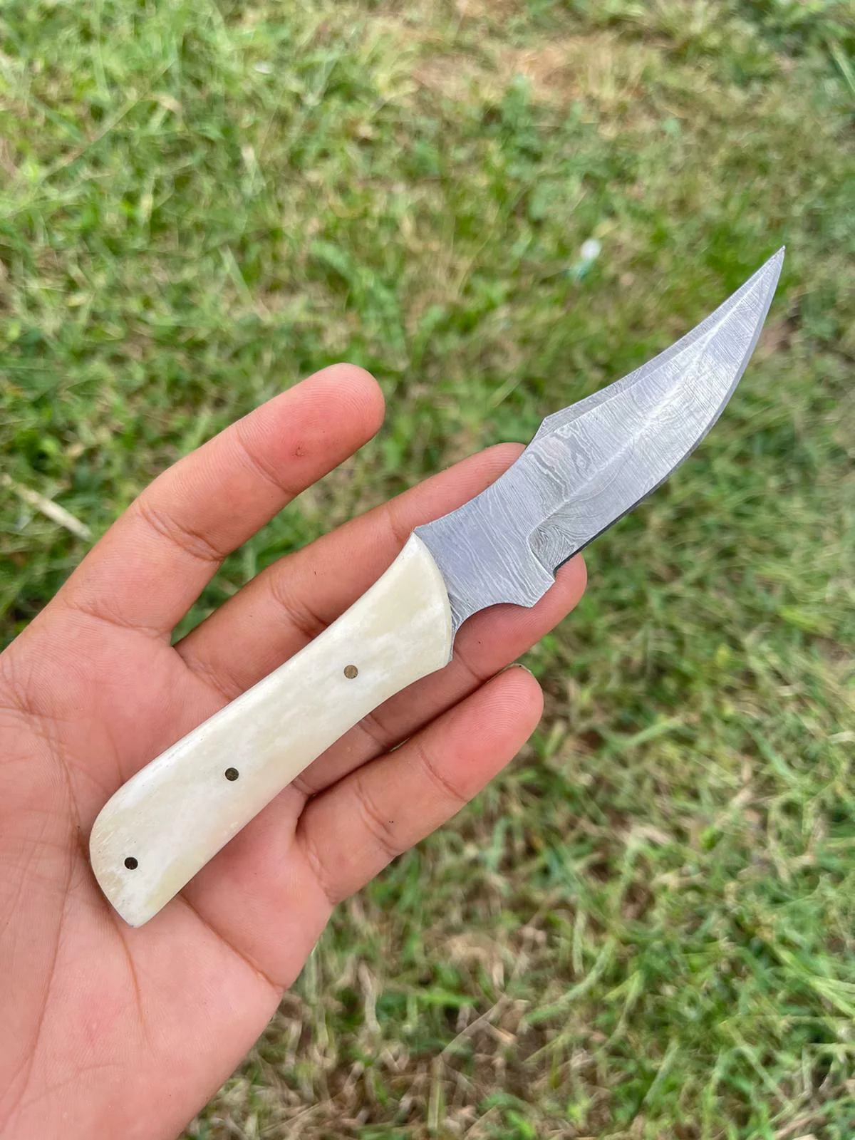 Custom Handmade Damascus Skinner Knife - Image 4