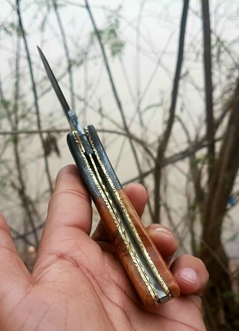 Custom Handmade Damascus Steel Blade EDC Folding Pocket Knife - Image 3