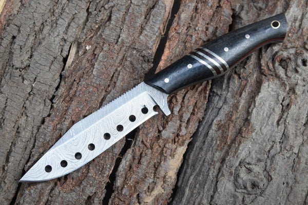 Custom Handmade Damascus Steel Clip Point Hunting Knife - Image 2