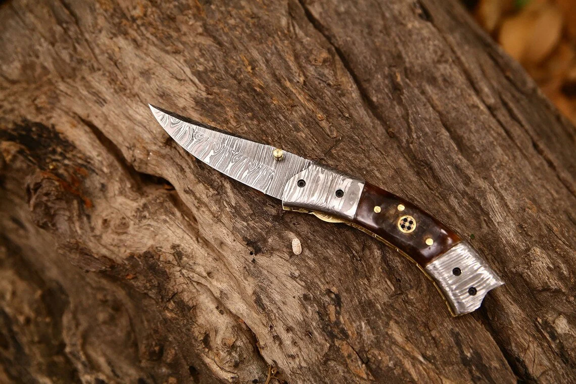 Custom Handmade Damascus Steel EDC Folding Pocket Knife – 3-Inch Blade, Sheep Horn Handle, Leather Case – Perfect Wedding Gift by KBS Knives - Image 2