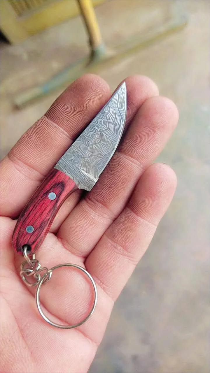 Custom Handmade Damascus Steel EDC Knife Keychain with Exotic Wood Handle - Image 2
