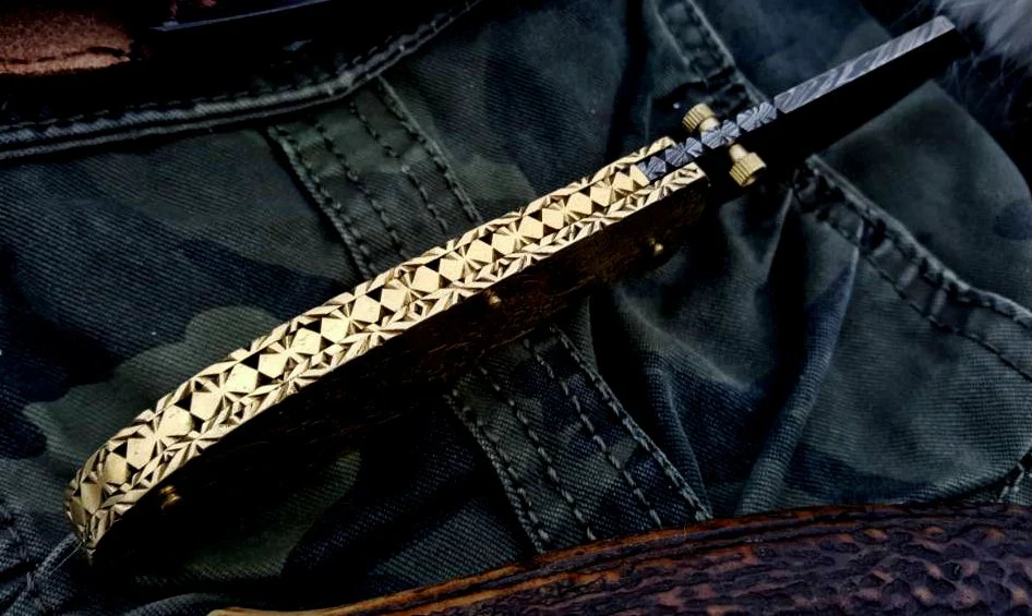 Custom Handmade Damascus Steel Folding Pocket Knife - Image 4