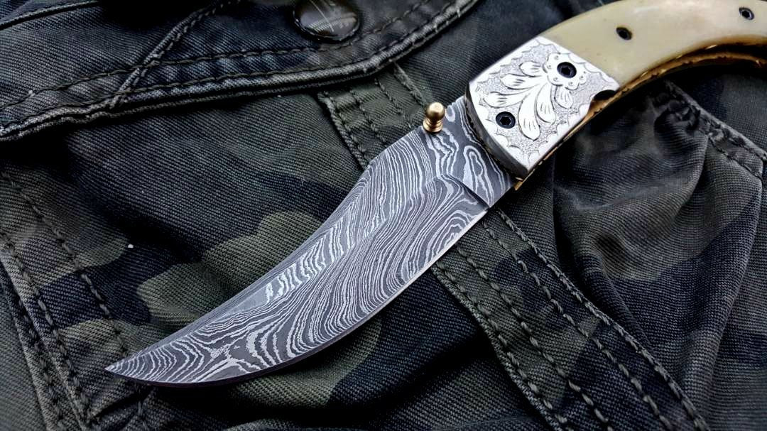Custom Handmade Damascus Steel Folding Pocket Knife - Image 7