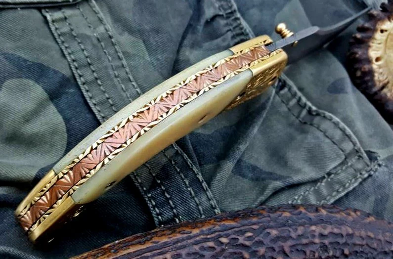 Custom Handmade Damascus Steel Folding Pocket Knife - Image 4