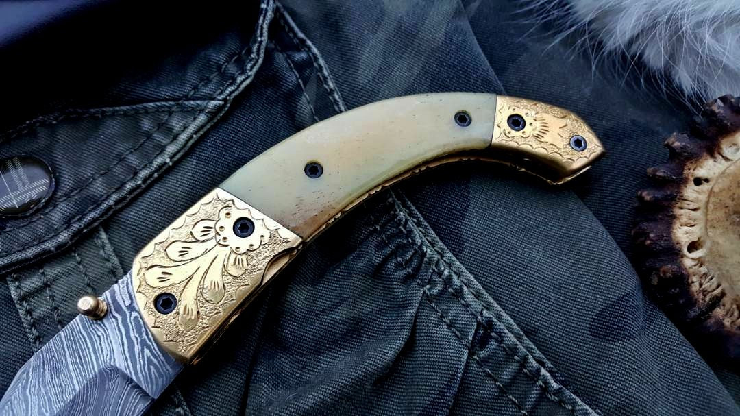 Custom Handmade Damascus Steel Folding Pocket Knife - Image 5