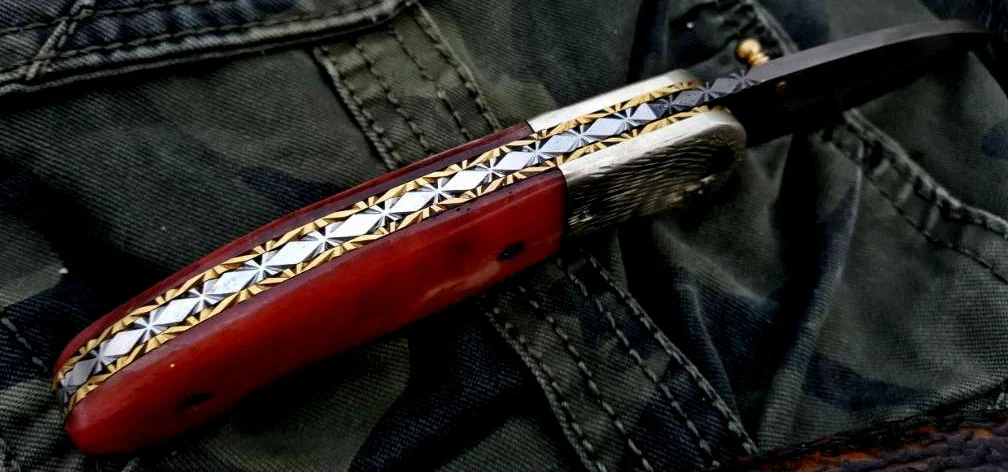 Custom Handmade Damascus Steel Folding Pocket Knife - Image 4