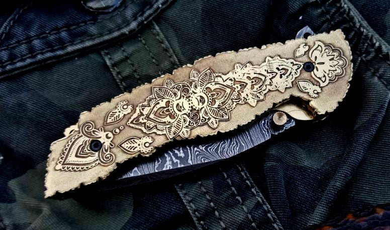 Custom Handmade Damascus Steel Folding Pocket Knife - Image 3