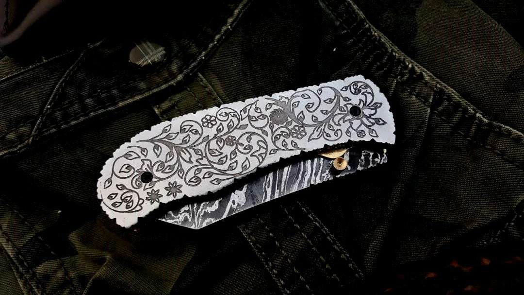 Custom Handmade Damascus Steel Folding Pocket Knife - Image 7