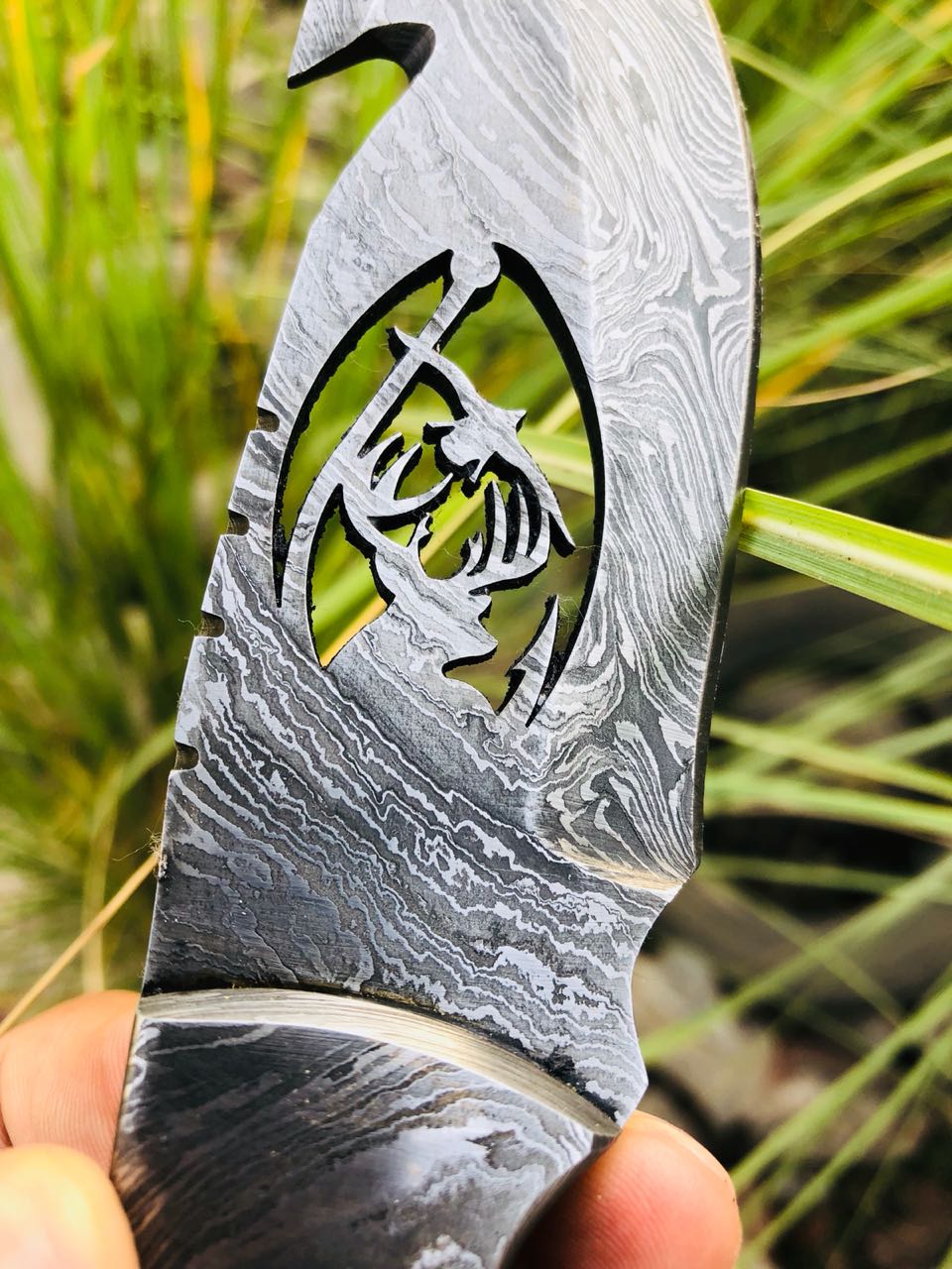Custom Handmade Damascus steel guthook knives - Image 3