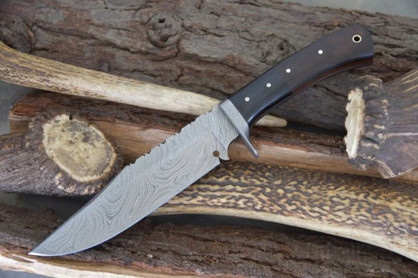 Custom Handmade Damascus Steel Hunter Knife - Image 2