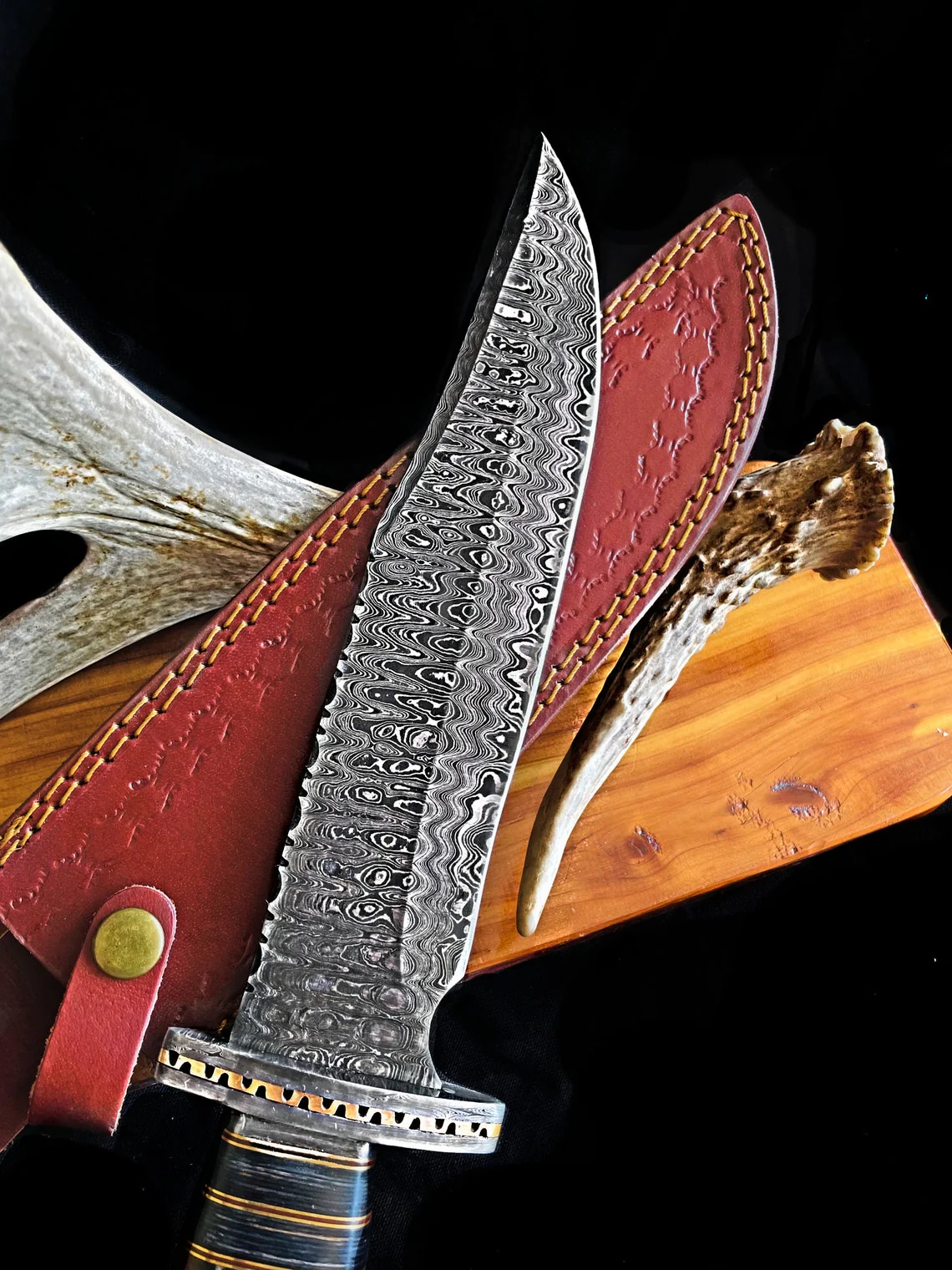 Custom Handmade Damascus Steel Hunting Bowie Knife - Image 3