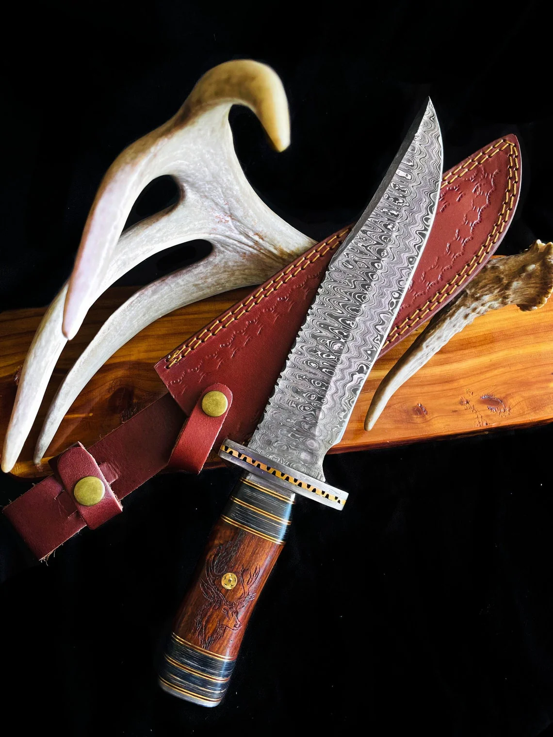 Custom Handmade Damascus Steel Hunting Bowie Knife - Image 4