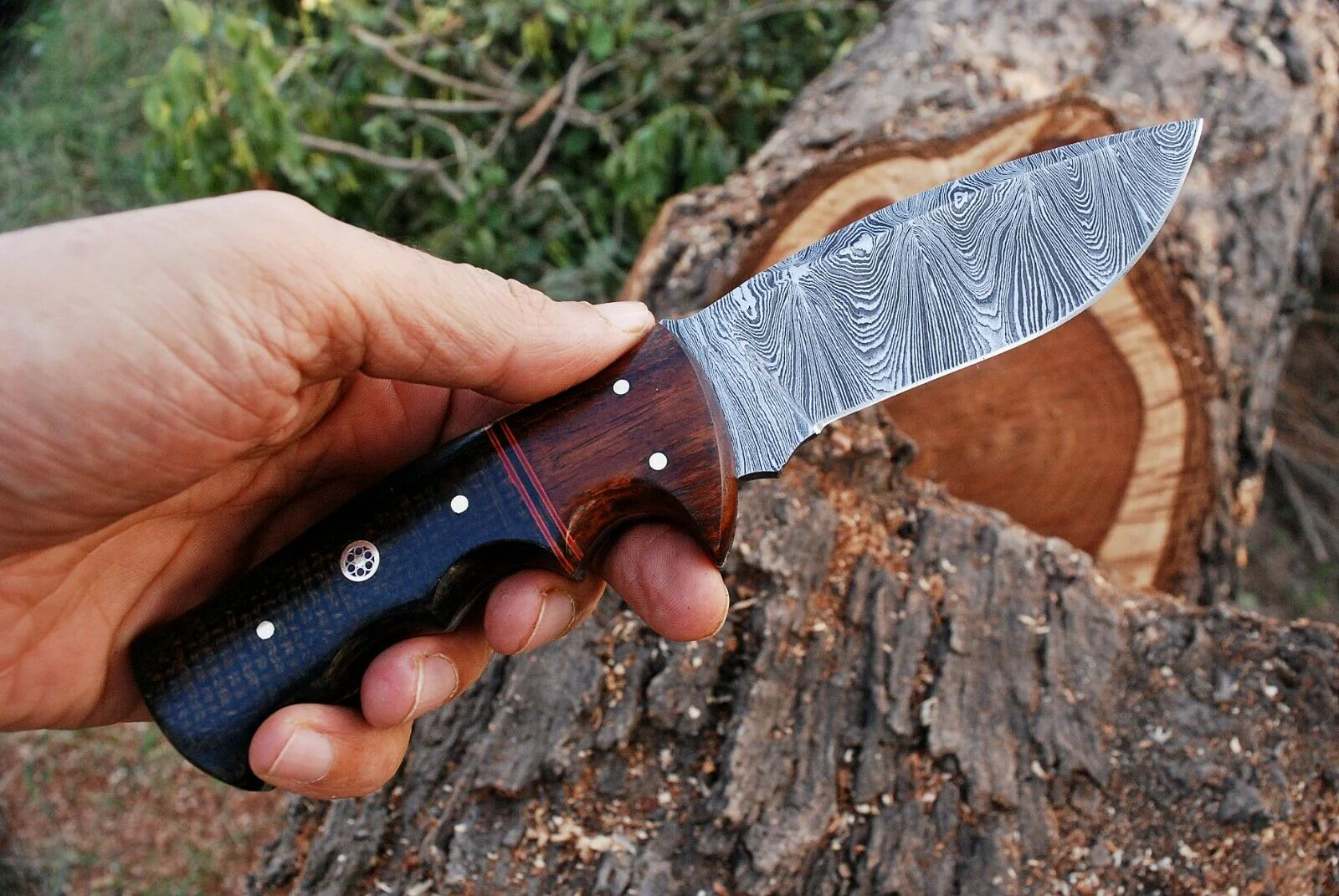 Custom Handmade Damascus Steel Hunting Knife - Image 3