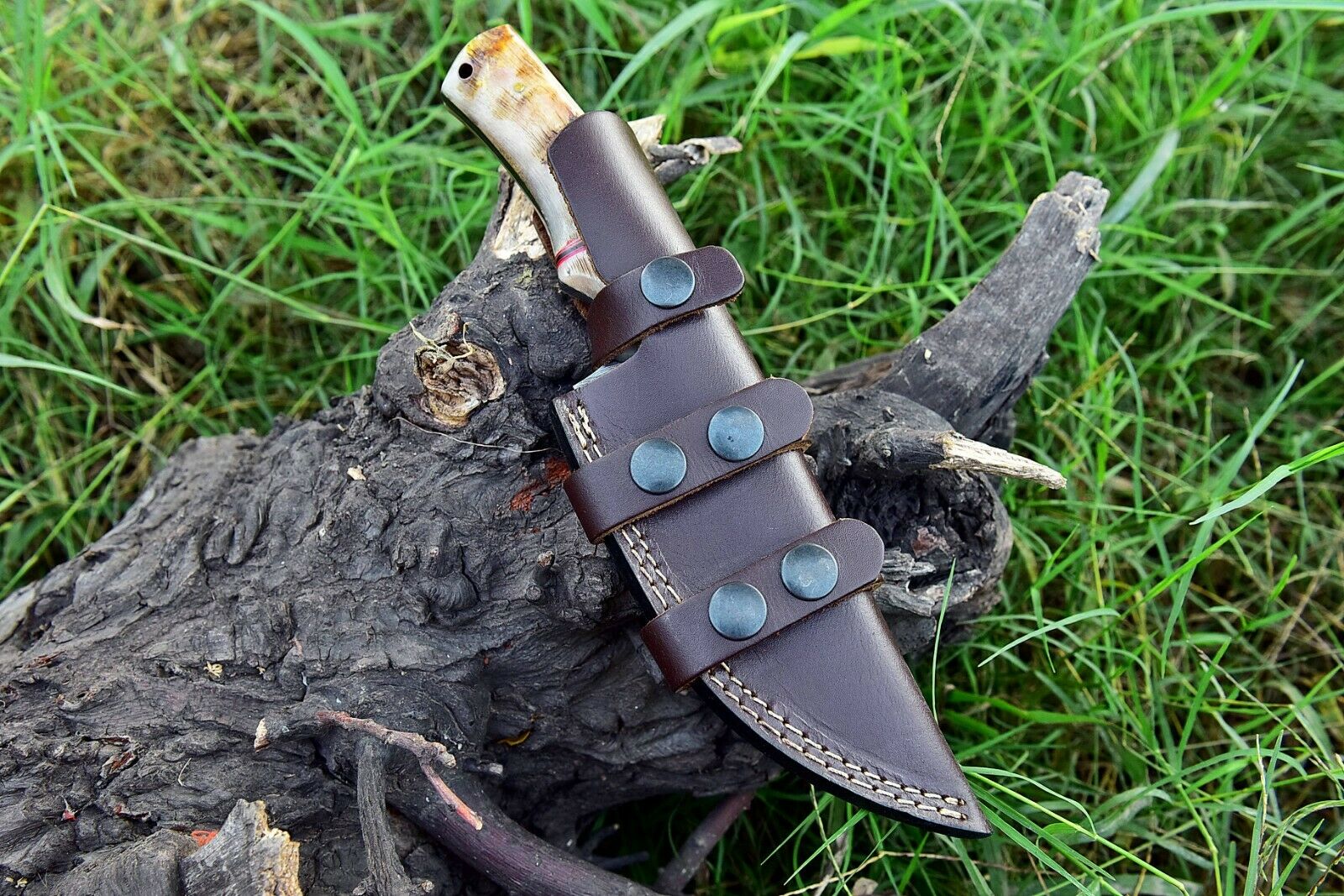 Custom Handmade Damascus Steel Hunting Knife - Image 4