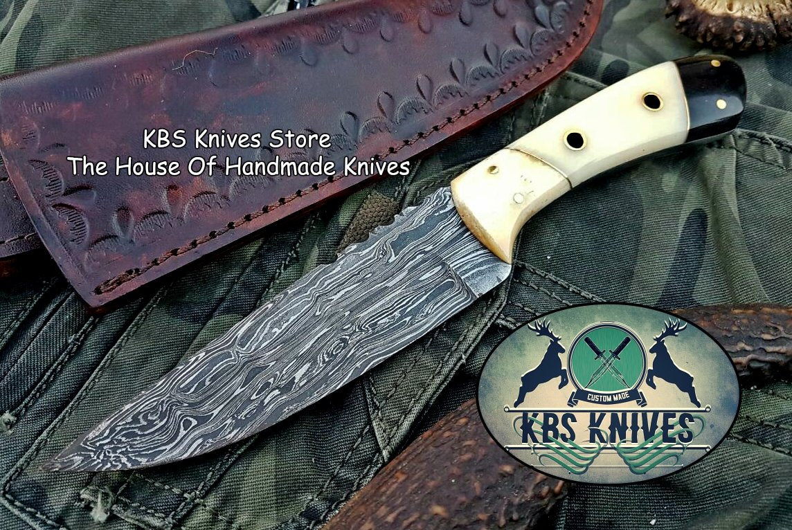 Custom Handmade Damascus Steel Hunting Knife - Image 4
