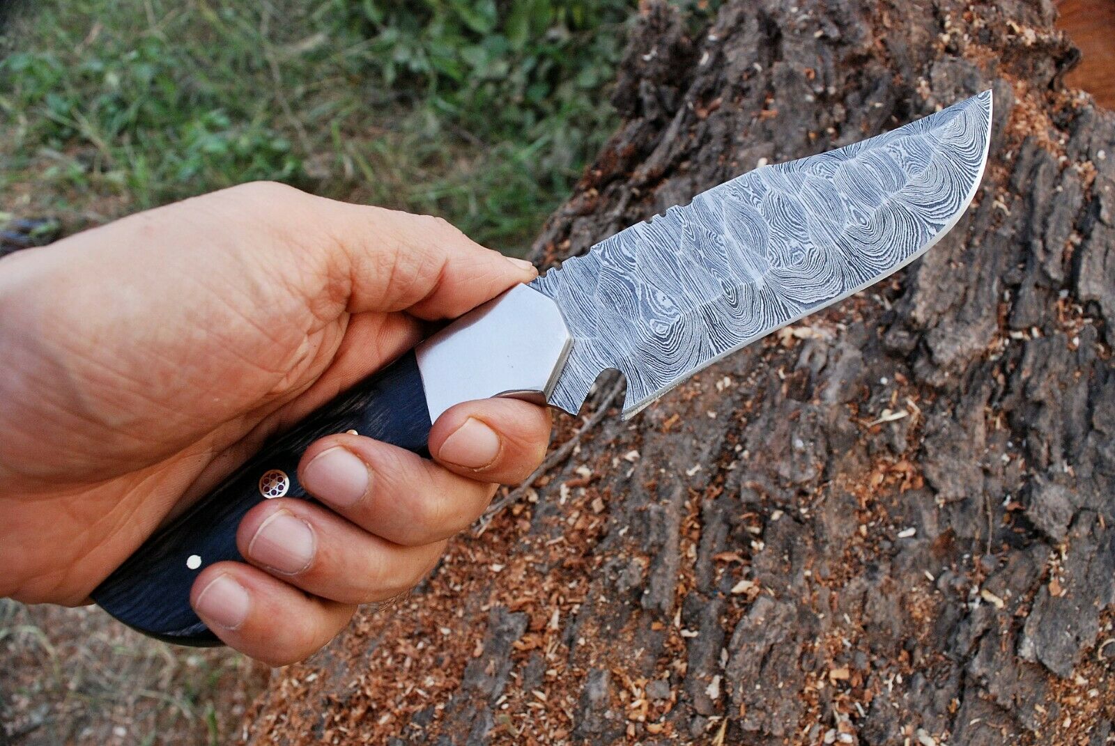 Custom Handmade Damascus Steel Hunting Knife - Image 2