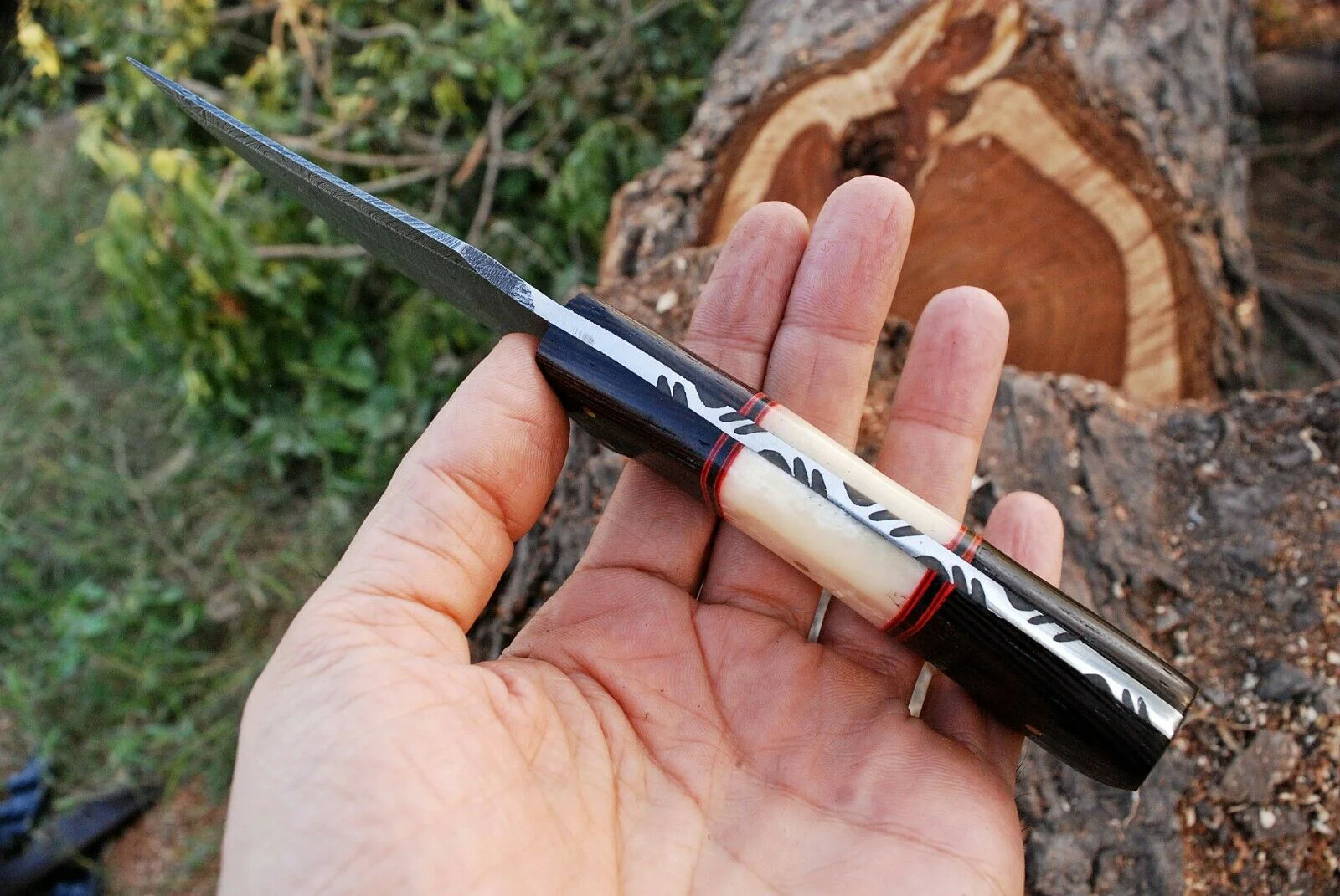 Custom Handmade Damascus Steel Hunting Knife - Image 4