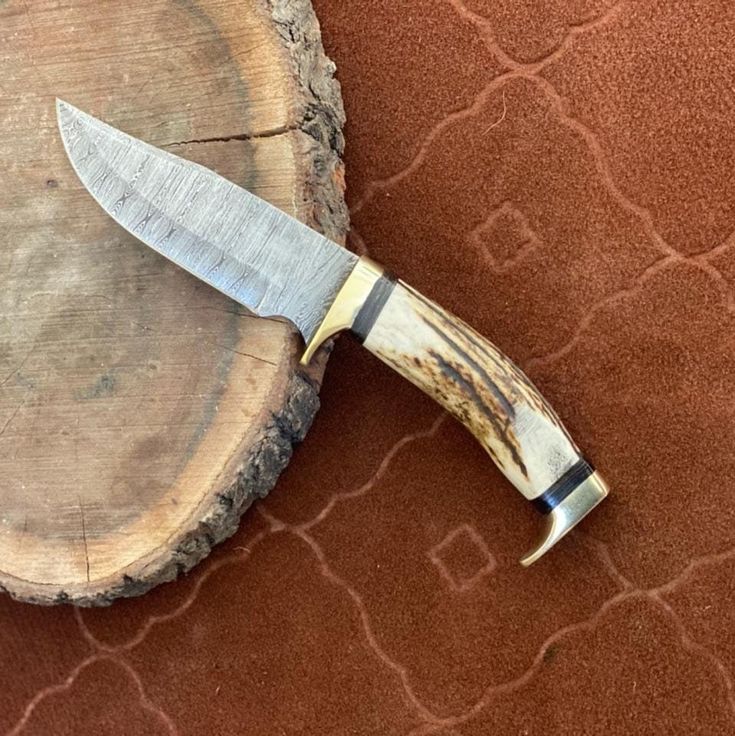 Custom Handmade Damascus Steel Hunting Knife with Antler Horn Handle & Brass Guards – 10" | KBS Knives - Image 3