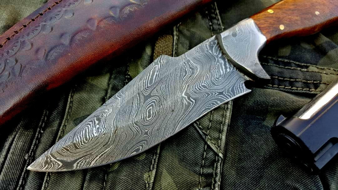Custom Handmade Damascus Steel Hunting Skinning Camping Knife - Image 2
