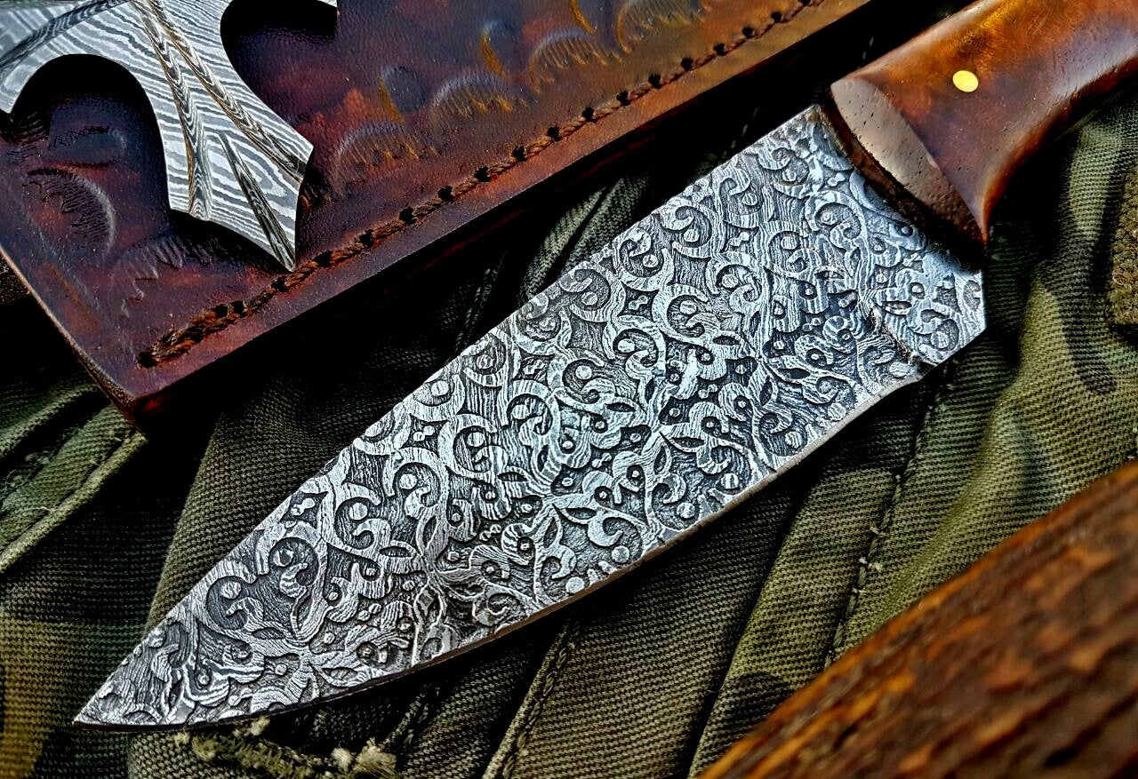 Custom Handmade Damascus Steel Hunting Skinning Knife - Image 2